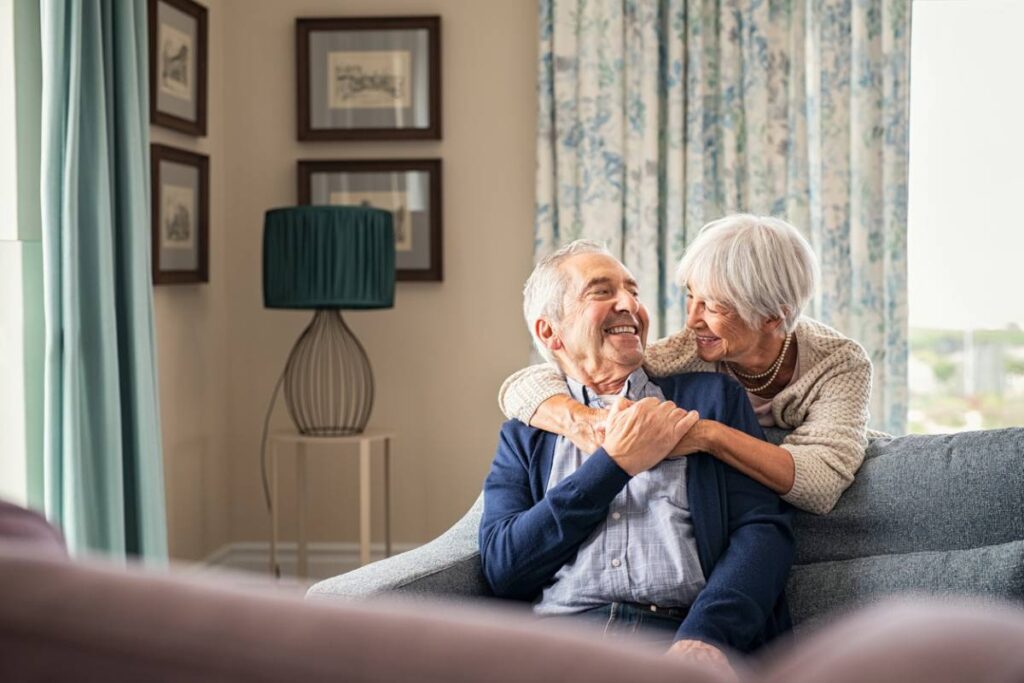 Bien vieillir à domicile, c'est possible grâce à la téléassistance !