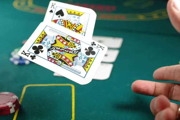 Divertissement jeux de cartes et technologie